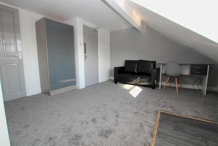 3 Bedroom Property To Rent In Albert Terrace, Middlesbrough, TS1