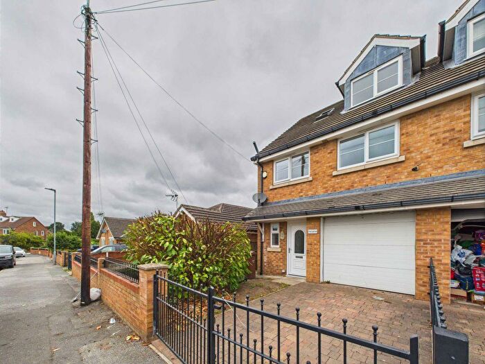3 Bedroom Semi-Detached House To Rent In The Laurels, Manor Drive, Featherstone, WF7