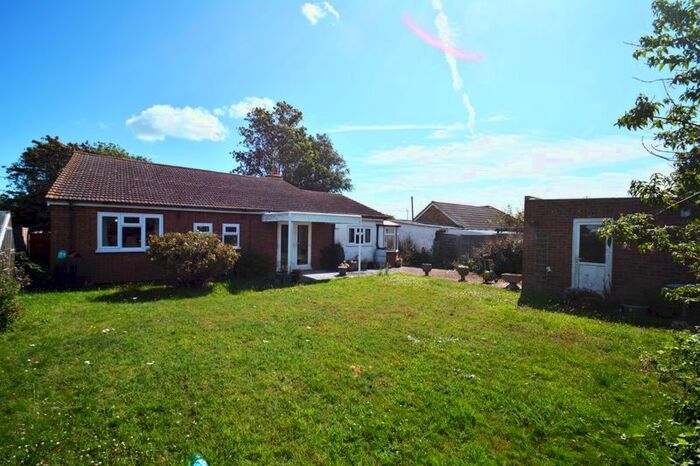 3 Bedroom Detached Bungalow For Sale In Wing Road, Leysdown-On-Sea, Sheerness, ME12
