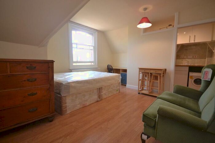 Studio To Rent In Denmark Road, Reading, RG1