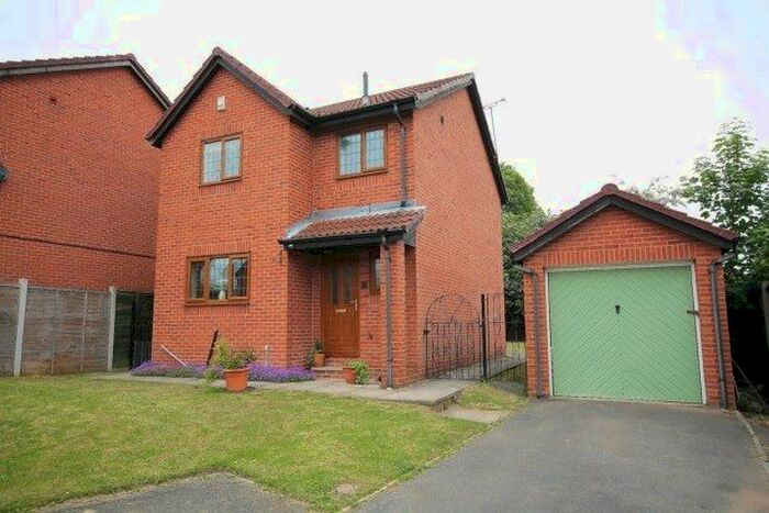 3 Bedroom Detached House To Rent In North Wingfield, Chesterfield S42