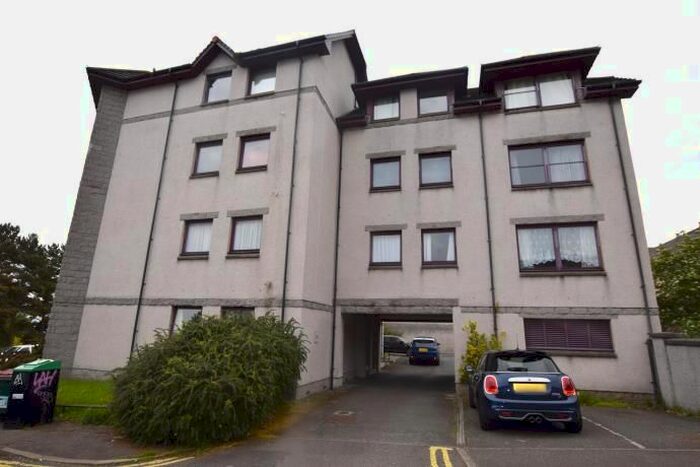2 Bedroom Flat To Rent In Rosebank Street, Dundee, DD3