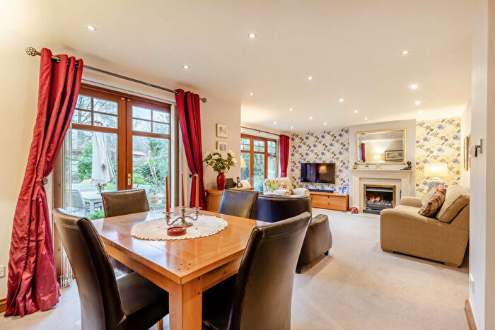 4 Bedroom Detached House For Sale In Station Road, Nailsea, BS48