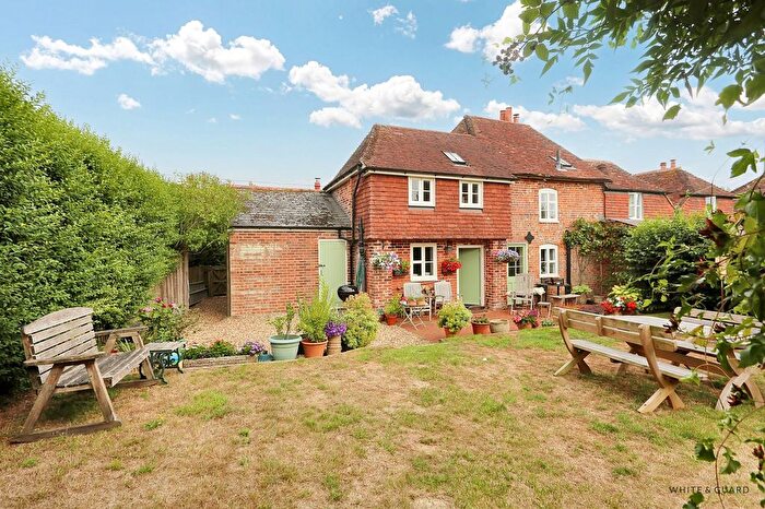 3 Bedroom Semi-Detached House For Sale In Upham, Southampton, SO32