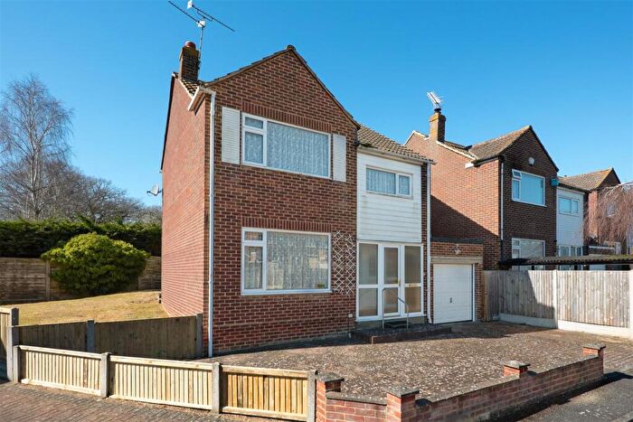 3 Bedroom Detached House For Sale In Mount Pleasant, Blean, Canterbury, CT2