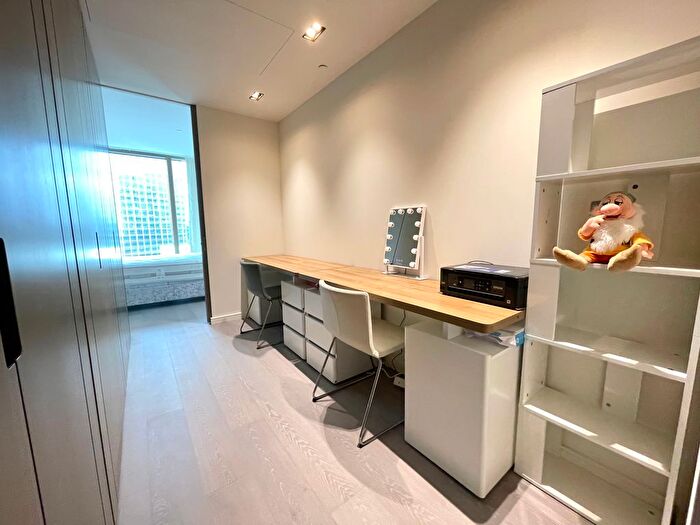 1 Bedroom Flat To Rent In Park Drive, London, E14