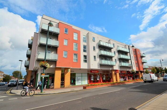 2 Bedroom Flat To Rent In Zeus Court, Fairfield Road, West Drayton, UB7