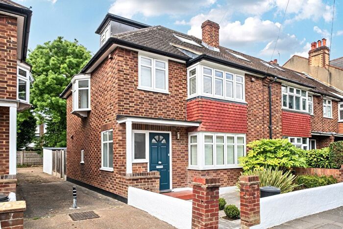 4 Bedroom End Terrace House For Sale In Manville Road, Balham, London, SW17