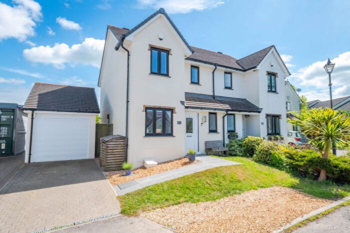 3 Bedroom Semi-Detached House For Sale In Fountain Fields, Umberleigh, EX37