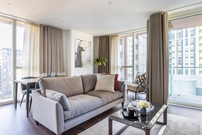 2 Bedroom Apartment To Rent In Harbour Way, London, E14