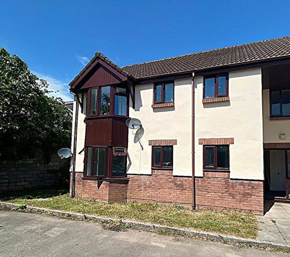 2 Bedroom Flat To Rent In Cartwright Lane, Cardiff, CF5