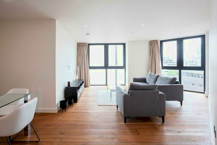 2 Bedroom Apartment To Rent In Emery Way, London Dock, London, E1W