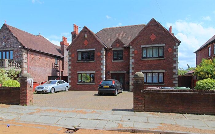 5 Bedroom Detached House For Sale In Canal View, Melling, Liverpool, L31