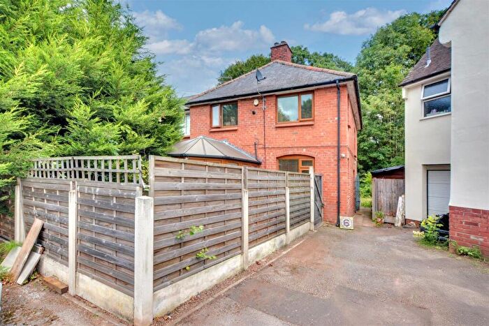 3 Bedroom End Of Terrace House For Sale In Grassmere Avenue, Nottingham, NG8