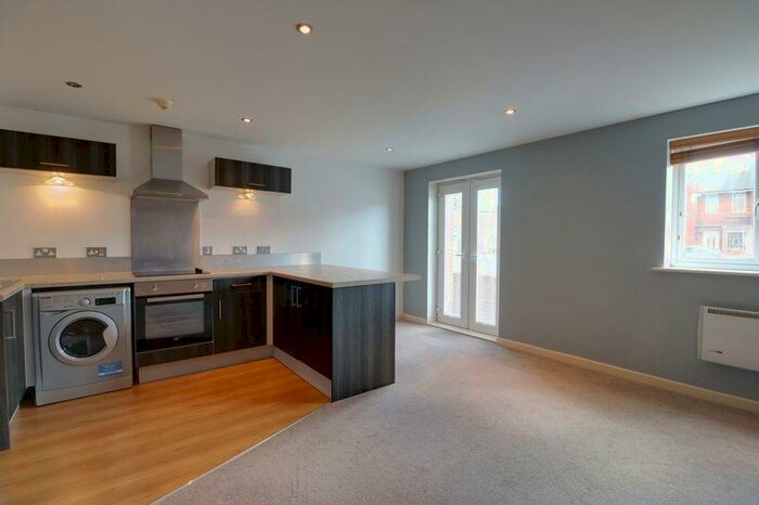 1 Bedroom Apartment To Rent In Ampleforth Grove, Hull, HU5