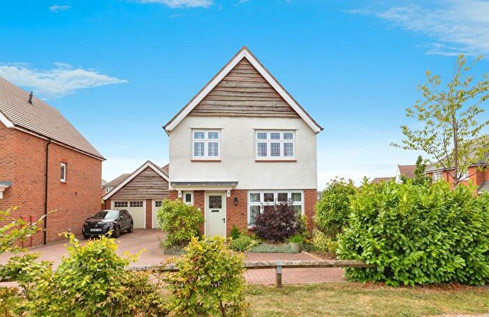 3 Bedroom Detached House For Sale In Callowhill Place, Stafford, ST18