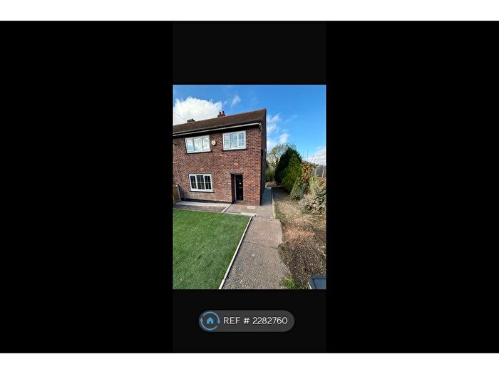 3 Bedroom Semi-Detached House To Rent In Roberts Avenue, Conisbrough, Doncaster, DN12