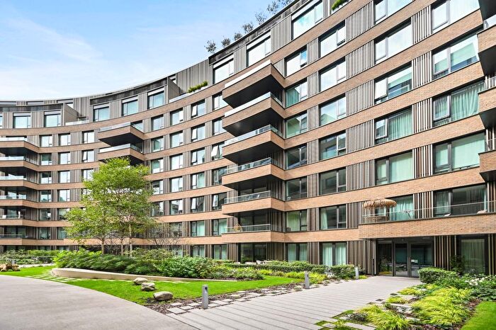 1 Bedroom Flat For Sale In Wood Crescent, London, W12