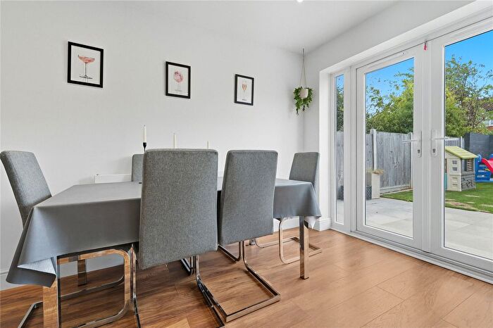 4 Bedroom Semi-Detached House For Sale In Estuary Gardens, Great Wakering, Essex, SS3