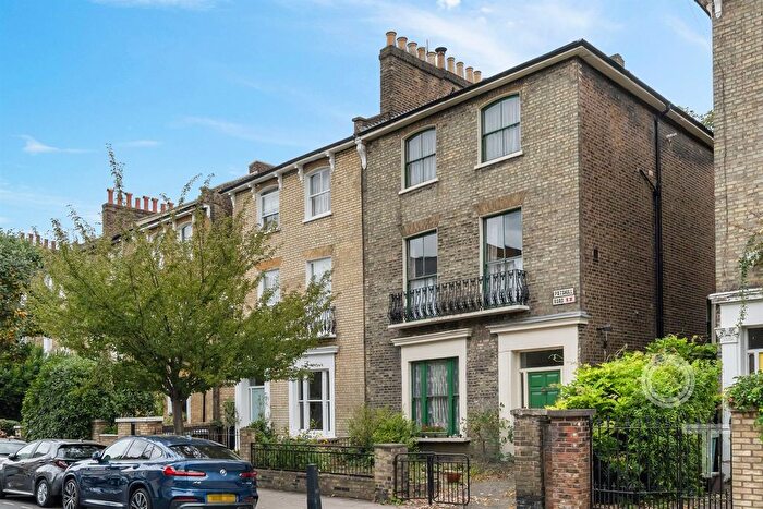 5 Bedroom Terraced House For Sale In Patshull Road, Camden, NW5