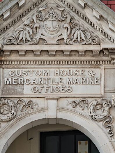 1 Bedroom Flat To Rent In Dock View Road, Barry, CF63