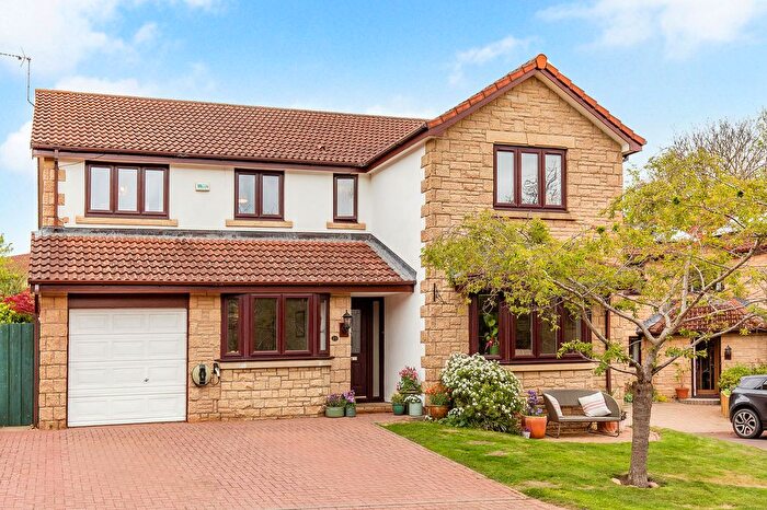 5 Bedroom Detached House For Sale In Knowelsey Park, Haddington, EH41