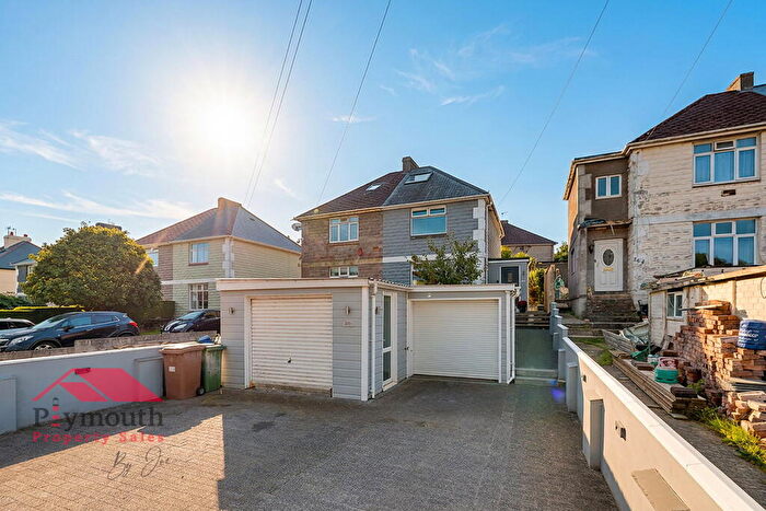 4 Bedroom Semi Detached House For Sale In Billacombe Road, Plymouth, PL9
