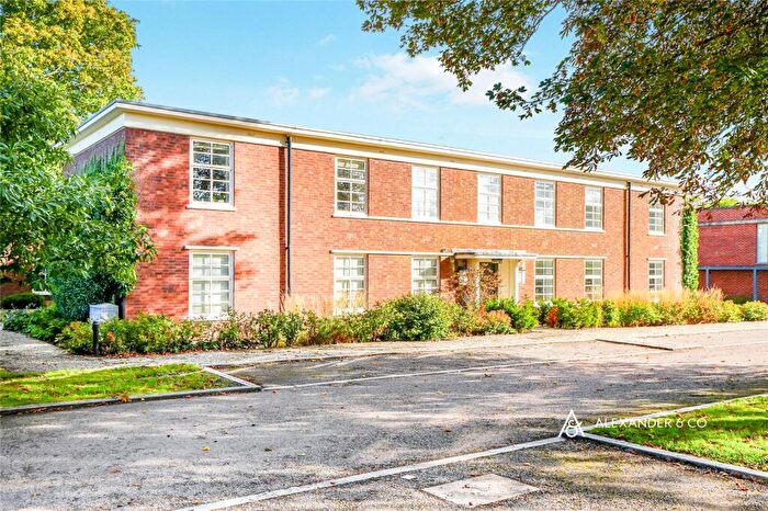 2 Bedroom Flat To Rent In Building Trenchard Lane, Caversfield, Bicester, OX27