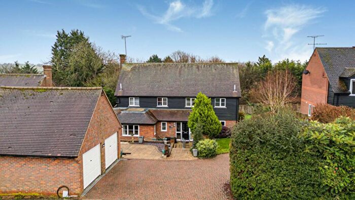4 Bedroom Detached House For Sale In Aylesbury Road, Chearsley, Aylesbury, Buckinghamshire, HP18