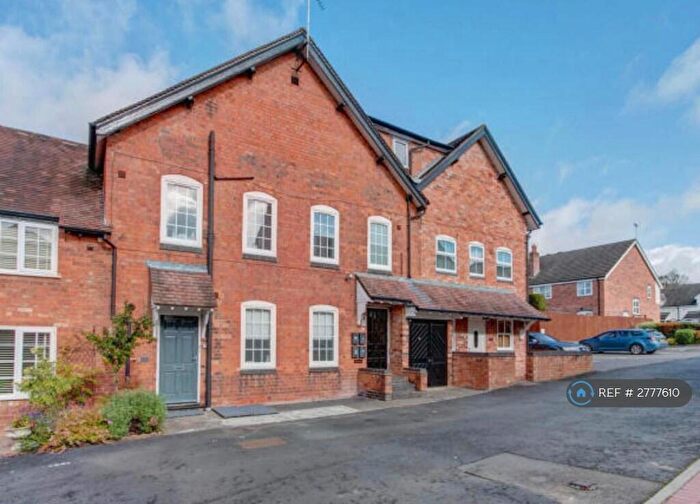1 Bedroom Flat To Rent In Station Road, Blackwell, Bromsgrove, B60