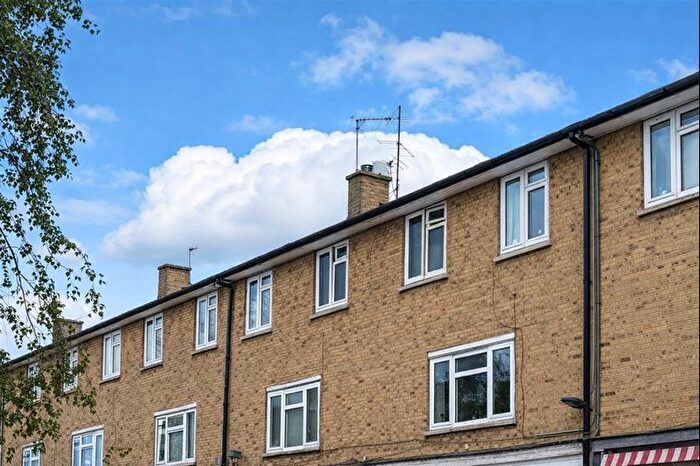 4 Bedroom Maisonette For Sale In Westlands Drive, Oxford, OX3