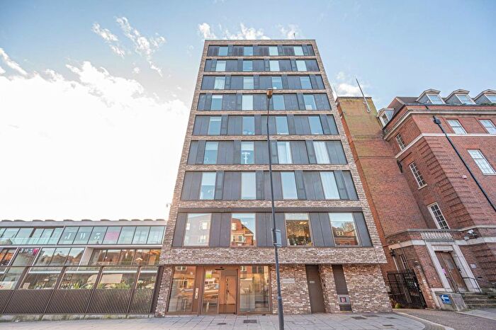 2 Bedroom Flat To Rent In Hampstead, West Hampstead, London, NW3