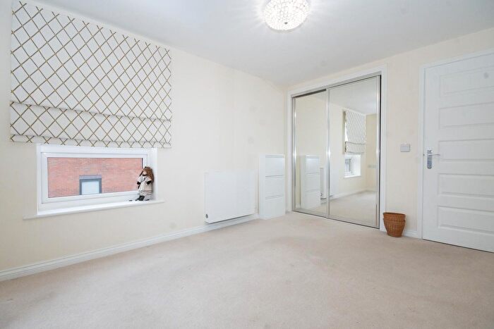 1 Bedroom Property For Sale In Heath Lodge, Marsh Road, Pinner, HA5
