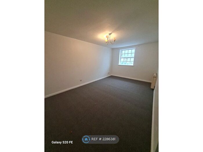 1 Bedroom Flat To Rent In Topham House, Harrogate, HG2