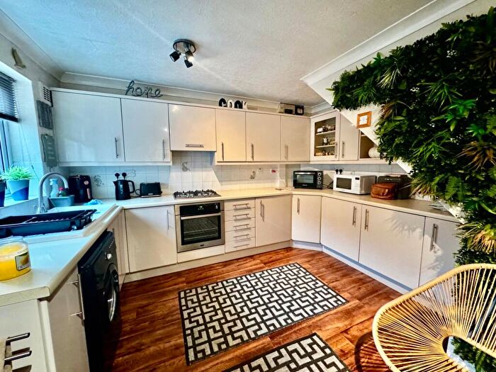 3 Bedroom Terraced House For Sale In Swallow Dale, Thringstone, Coalville, LE67