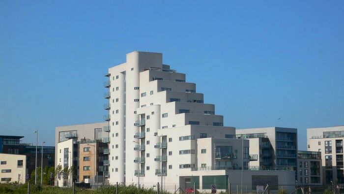 2 Bedroom Apartment To Rent In Watermark, Cardiff Bay, CF11