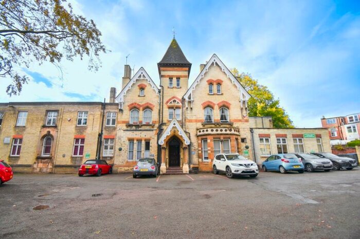 1 Bedroom Garage / Parking To Rent In Cheyne Walk, Northampton, NN1