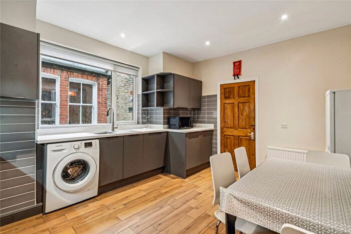 3 Bedroom Property To Rent In Gambole Road, SW17