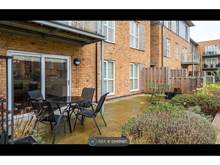 2 Bedroom Flat To Rent In Brecon Lodge, West Drayton, UB7