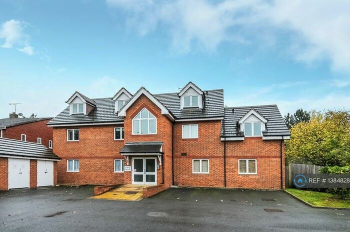 1 Bedroom Penthouse To Rent In Bucks Copse, Wokingham, RG41