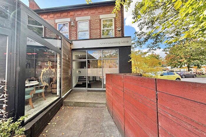 2 Bedroom Flat To Rent In Lapwing Lane, Manchester, M20