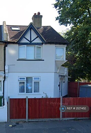 1 Bedroom Flat To Rent In Bernard Road, Wallington, SM6