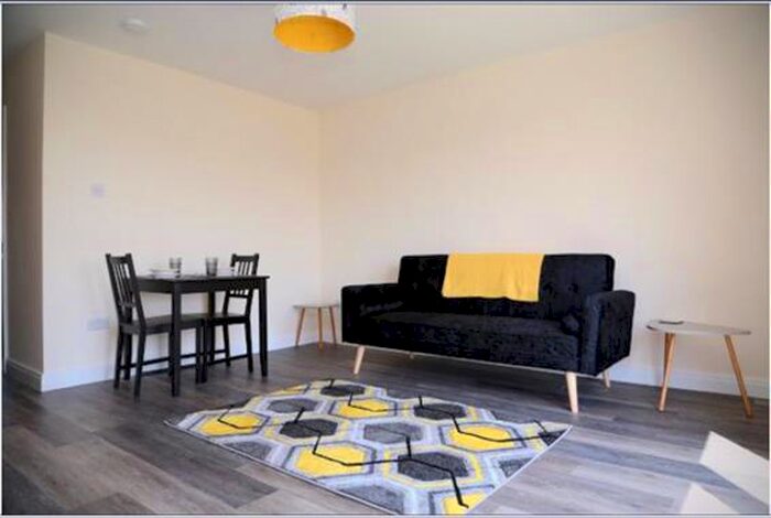 1 Bedroom Flat To Rent In Wern Terrace, Port Tennant, Swansea, SA1