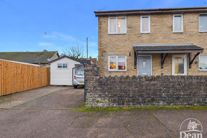 2 Bedroom Semi-Detached House For Sale In Whitechapel Road, Bream, Lydney, GL15