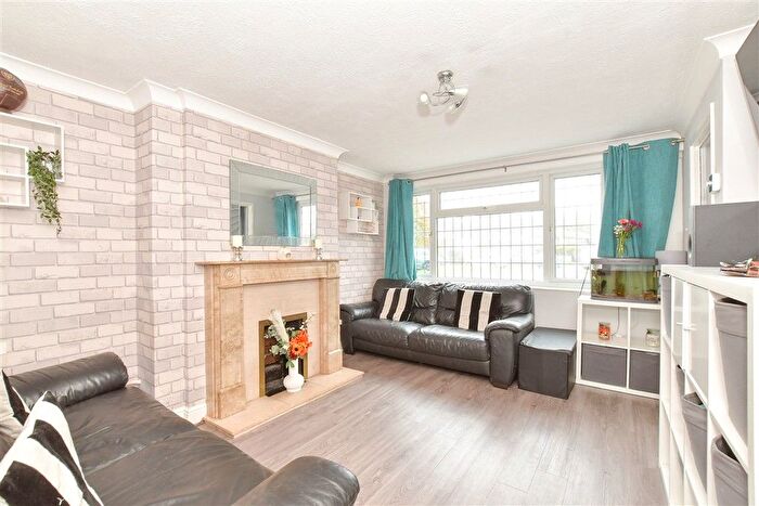 3 Bedroom Terraced House For Sale In Canterbury Road, Rustington, West Sussex, BN16