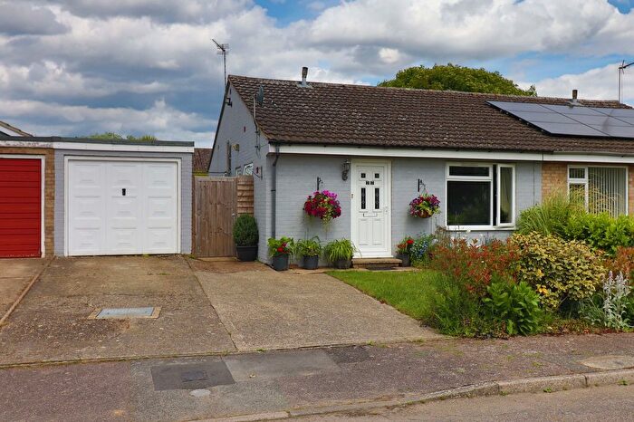 2 Bedroom Semi-Detached Bungalow For Sale In Windings Road, Elmsett, IP7