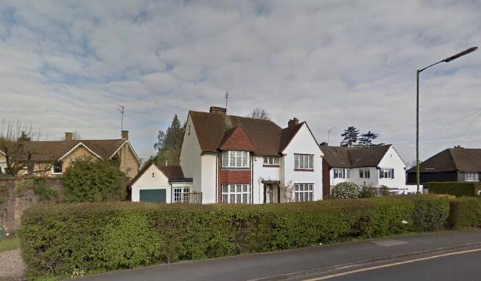 7 Bedroom Detached House To Rent In Deacons Hill Road, Borehamwood, WD6