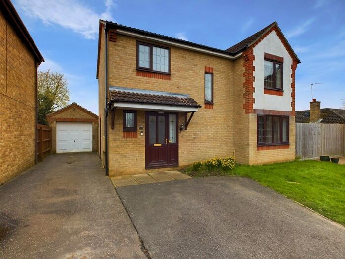 4 Bedroom Detached House For Sale In Babingley Close, Watlington, King's Lynn, PE33