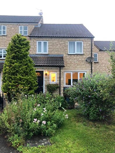 3 Bedroom Semi Detached House To Rent In Avocet Way, Bicester, Oxfordshire, OX26