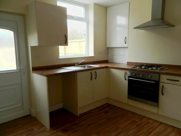 2 Bedroom Terraced House To Rent In Leeds Road, Castleford, WF10
